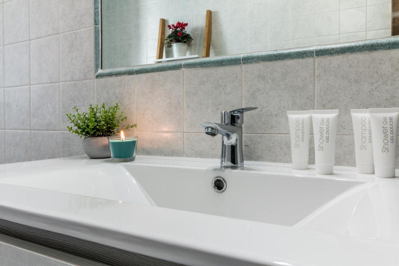 Boutique Apartments Collection-L'Attimo Fuggente Сассарі Екстер'єр фото