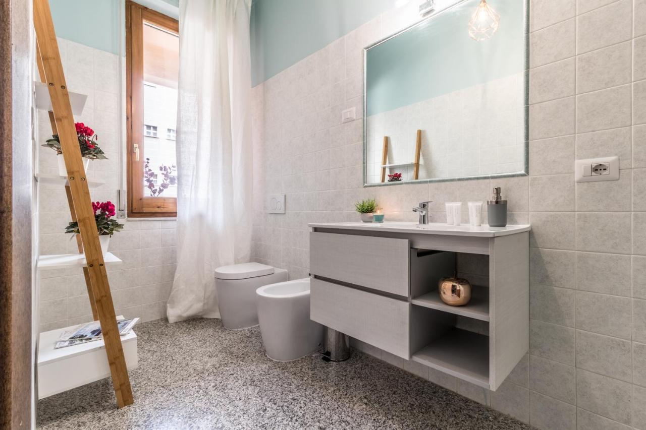 Boutique Apartments Collection-L'Attimo Fuggente Сассарі Екстер'єр фото